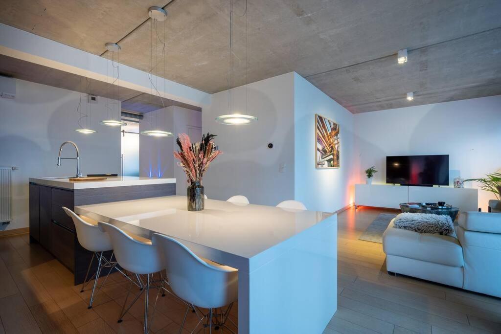 안트베르펜 London 993 Loft 402 아파트 외부 사진