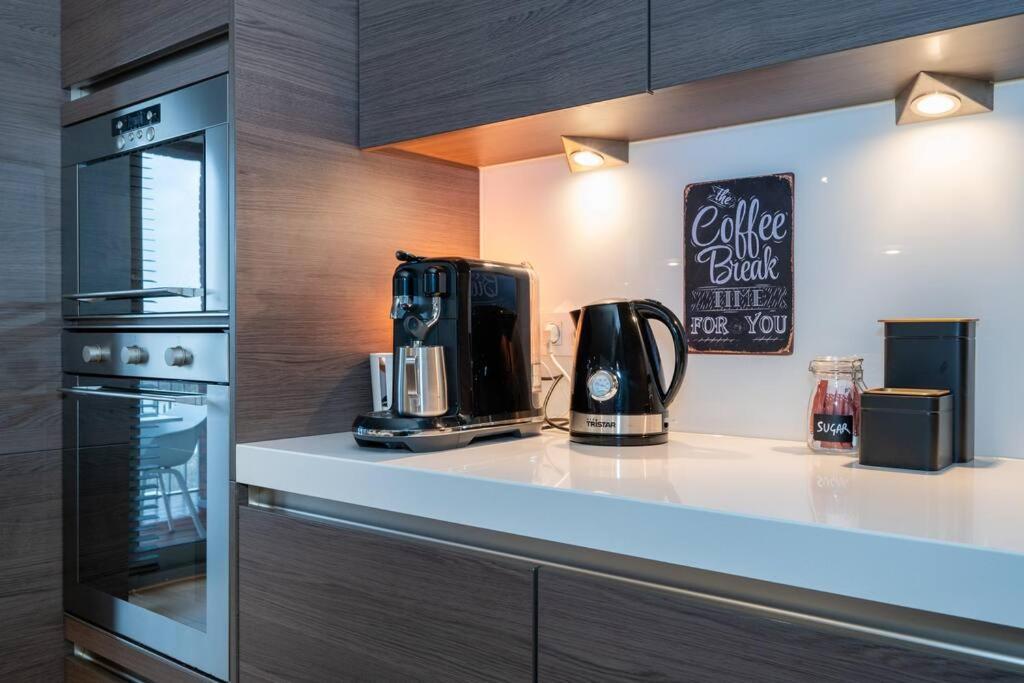 안트베르펜 London 993 Loft 402 아파트 외부 사진